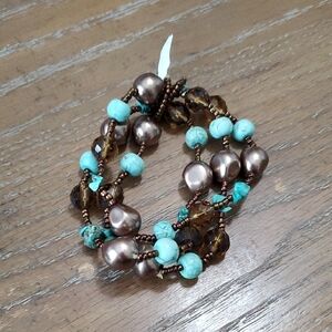 Stretch 3 strand Beaded Bracelet with Turquoise, silver beaded Accents